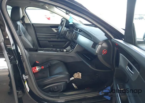 2016 Jaguar Xf 35T Prestige from USA, damaged, VIN SAJBE4BV6GCY02542